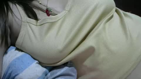 Snapshot of lovelyysabelle chatting on 12.15.24 Alex online show from 12.15.24