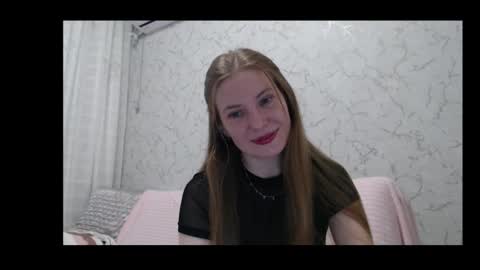 Snapshot of lovepeanutgirl chatting on 12.08.24 Mary Love online show from 12.08.24