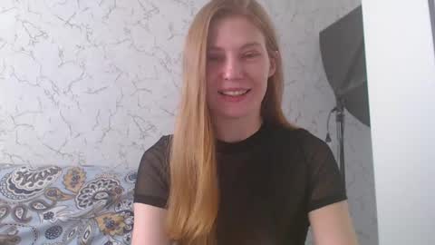 Snapshot of lovepeanutgirl chatting on 02.05.25 Mary Love online show from 02.05.25