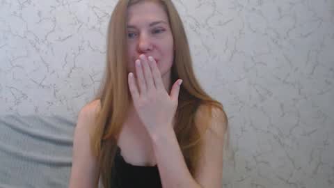 Snapshot of lovepeanutgirl chatting on 02.24.25 Mary Love online show from 02.24.25