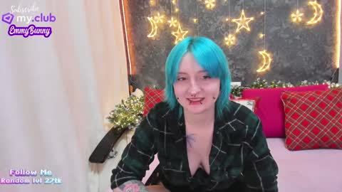 Snapshot of lover_emmy chatting on 12.16.24 Emmy online show from 12.16.24