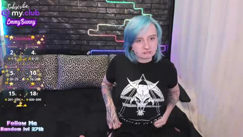 Snapshot of lover_emmy chatting on 01.08.25 Emmy online show from 01.08.25