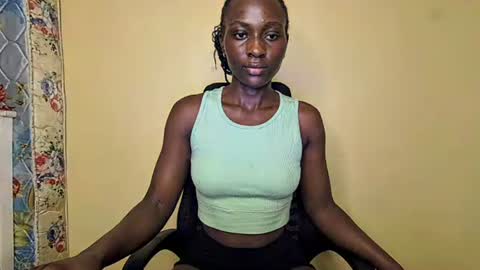 Snapshot of lovergirl2003 chatting on 10.13.25 Kate online show from 10.13.25