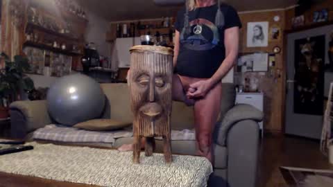 Snapshot of lovetobenaked10 chatting on 01.26.25 aaron online show from 01.26.25