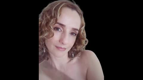 Snapshot of loving__lily chatting on 03.08.25 loving  online show from 03.08.25