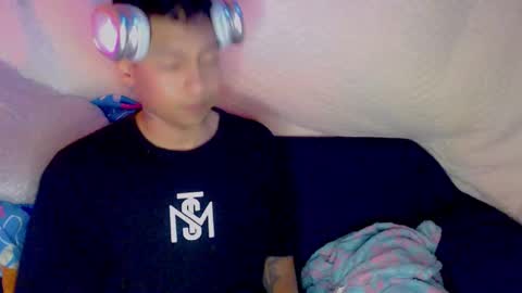 Snapshot of lpysami chatting on 10.28.25 lpysami online show from 10.28.25