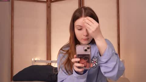 Snapshot of lu__lane chatting on 10.11.25 Lu 3 online show from 10.11.25