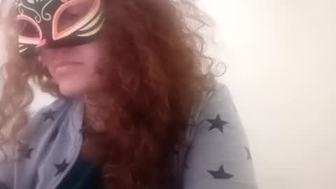 Snapshot of luanapowerful chatting on 02.16.25 luanapowerful online show from 02.16.25