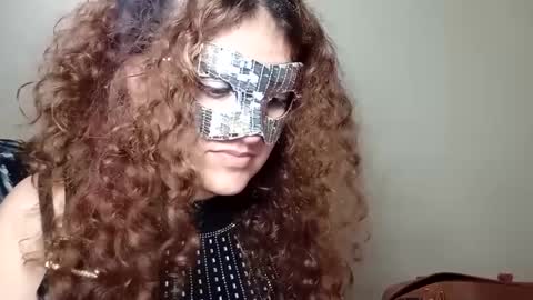 Snapshot of luanapowerful chatting on 02.20.25 luanapowerful online show from 02.20.25