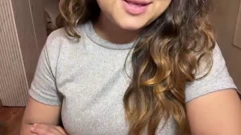 Snapshot of lubna_07 chatting on 12.27.24 slow poison online show from 12.27.24