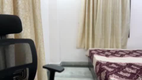 Snapshot of lubna_07 chatting on 09.14.25 slow poison online show from 09.14.25