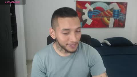 Snapshot of lucavanden chatting on 11.04.25 Luca Vanden online show from 11.04.25