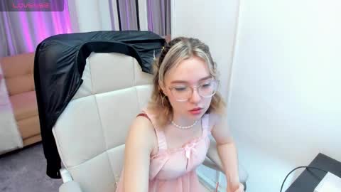lucia_copper online show from 10.08.25