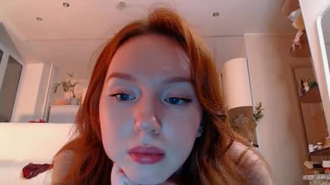 Snapshot of luciacoy chatting on 01.11.25 Lucia online show from 01.11.25