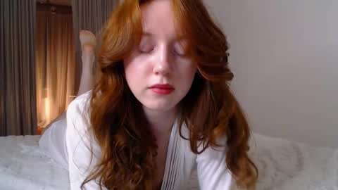 Snapshot of luciacoy chatting on 02.02.25 Lucia online show from 02.02.25