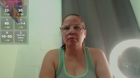 Snapshot of lucianamaster chatting on 10.09.25 lucianamaster online show from 10.09.25