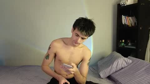 Snapshot of lucidangelok chatting on 10.12.25 Angelok online show from 10.12.25