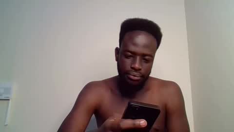 Snapshot of luckycharly chatting on 10.08.25 MASTER  DOM online show from 10.08.25