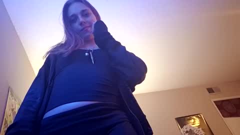 Snapshot of luckyducky02 chatting on 11.18.25 Lucky online show from 11.18.25