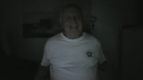 Snapshot of luclovestops chatting on 10.27.25 Luclostops online show from 10.27.25