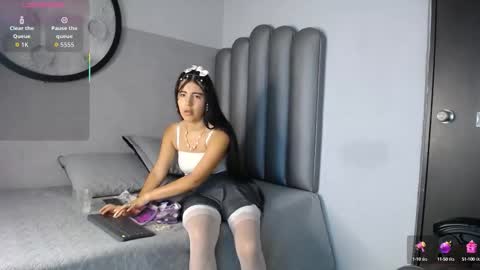   online show from 09.11.25