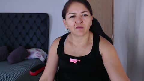 Snapshot of lucy_chanel chatting on 12.08.24 lucy online show from 12.08.24