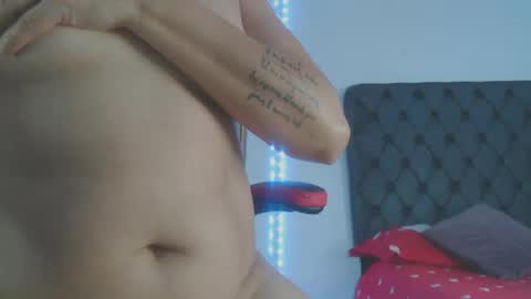 Snapshot of lucy_chanell chatting on 02.02.25 lucy online show from 02.02.25