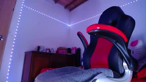 Snapshot of lucy_chanell chatting on 09.14.25 lucy online show from 09.14.25