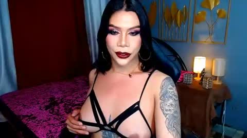 Snapshot of lucy_pearlcumxx chatting on 09.11.25 Aliana online show from 09.11.25