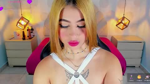 Snapshot of lucymars1 chatting on 10.21.25 L U C Y online show from 10.21.25
