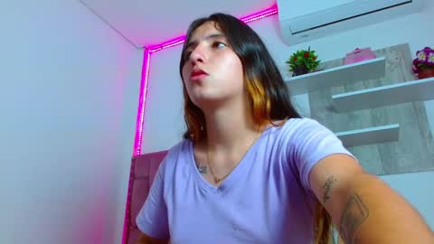 Snapshot of lucyy_start chatting on 02.06.25 LUCY online show from 02.06.25