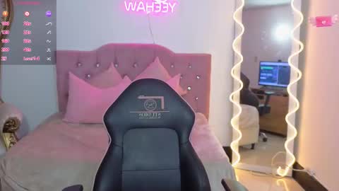 Snapshot of ludo_kitty_tay chatting on 10.08.25 ludo_kitty_tay online show from 10.08.25