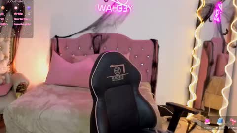 Snapshot of ludo_kitty_tay chatting on 10.29.25 ludo_kitty_tay online show from 10.29.25