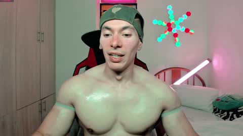 Snapshot of luisfernikesportboy chatting on 01.10.25 Luis Fer PVT IS OPEN online show from 01.10.25