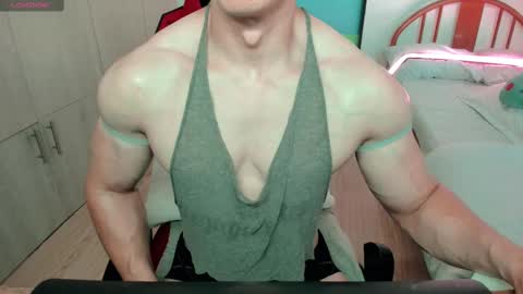 Snapshot of luisfernikesportboy chatting on 03.03.25 Luis Fer PVT IS OPEN online show from 03.03.25