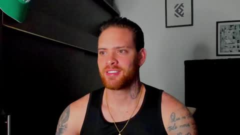 Snapshot of lukeglanton17 chatting on 02.27.25 Luke online show from 02.27.25