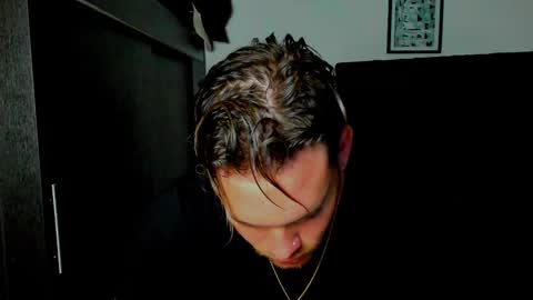 Snapshot of lukeglanton17 chatting on 03.12.25 Luke online show from 03.12.25