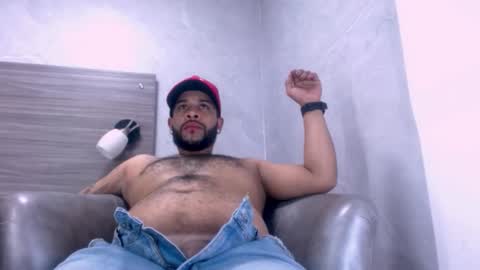 ------LUKE   ... online show from 11.09.25