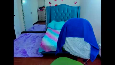 luna_analya online show from 09.23.25