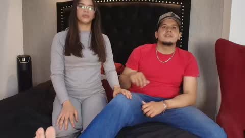 Snapshot of luna_and_titan chatting on 10.29.25 Luna And Titan  online show from 10.29.25