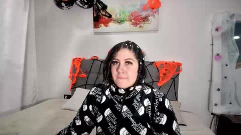 Luna online show from 10.17.25