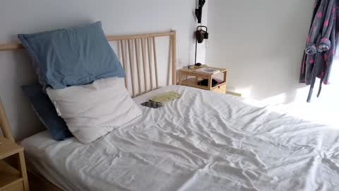 Snapshot of lunary_mix chatting on 12.14.24  Luna online show from 12.14.24