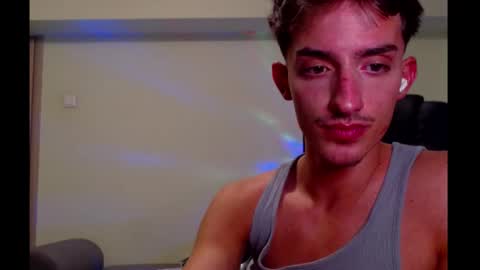 Snapshot of luxangel_xxx chatting on 11.09.25 luxangel_xxx online show from 11.09.25