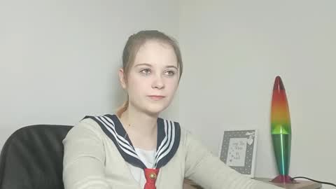 Snapshot of lydiasunny chatting on 09.18.25 Lydia online show from 09.18.25