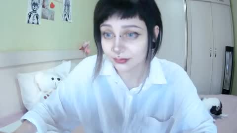 Kira online show from 09.24.25