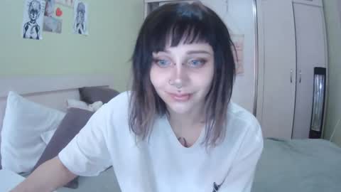 Kira online show from 09.25.25