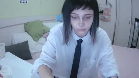 Kira online show from 09.30.25