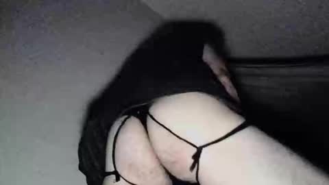 Snapshot of m444rk chatting on 10.27.25 SLoppYxXPeeHoLeXxGspotxX online show from 10.27.25