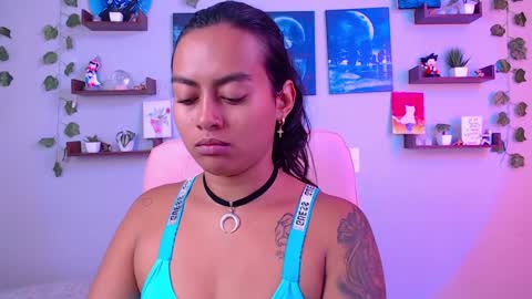 Macey Elliot Modelo Independiente online show from 01.31.25