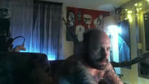 Snapshot of mad_dem0n chatting on 02.27.25 Manuel online show from 02.27.25